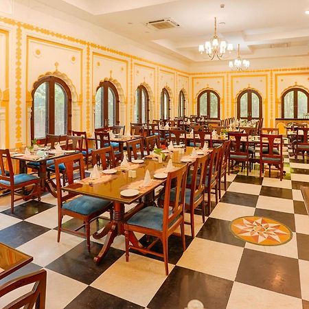 Club Mahindra Bharatpur Hotell Eksteriør bilde