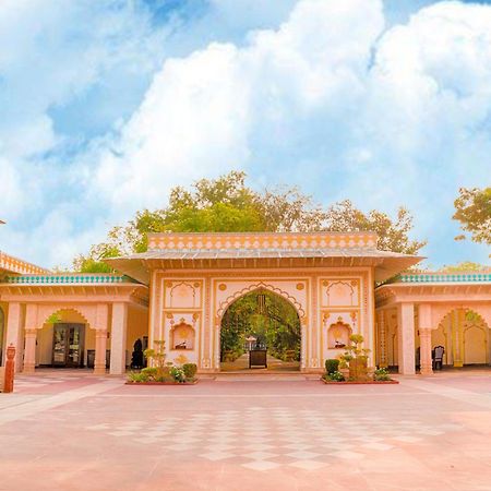 Club Mahindra Bharatpur Hotell Eksteriør bilde